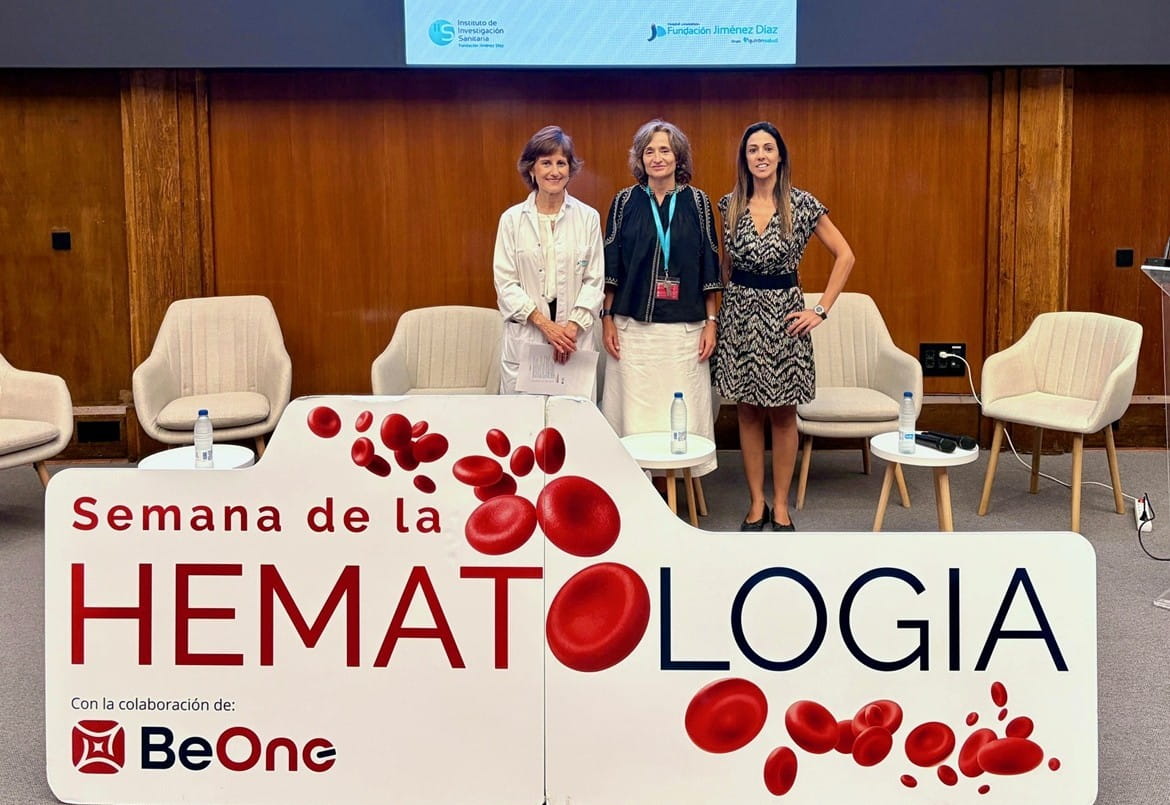 De izda a dcha, las dras. Llamas y Ana Leal (Subdtora. médica de la FJD) y Rocío López (Innovative Solutions for Healthcare Senior Manager en BeOne Medicines)