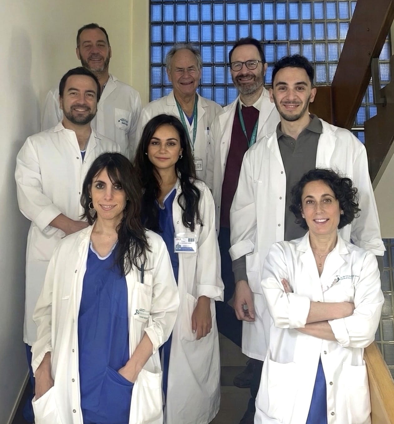 Profesionales del Servicio de Cirugía General y del Aparato Digestivo y de la Unidad de Cirugía Endocrina y de Mama de la FJD participantes en las intervenciones