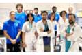 El equipo médico de la FJD junto al equipo masculino del Movistar Estudiantes