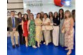 La consejera de Sanidad con el Dr. Arcos y algunos de los profesionales de la FJD que asistieron al acto de entrega de los premios