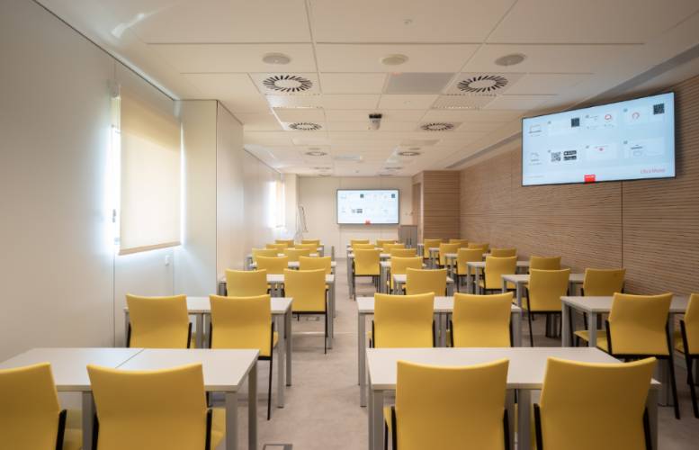 AULA