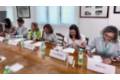 Momento de la firma del documento